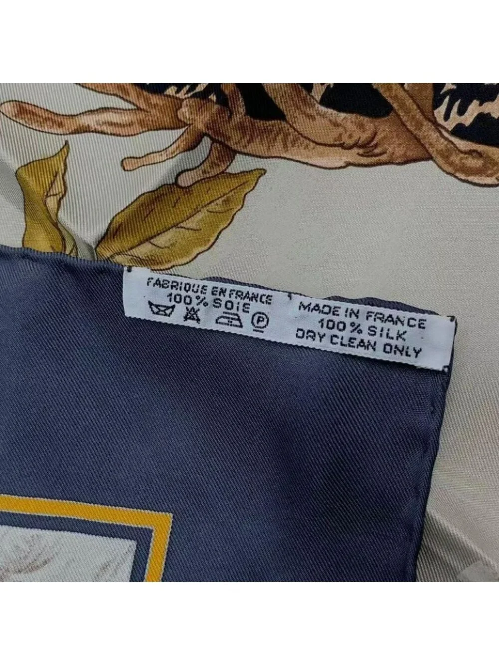 Hermes Scarf Silk Carre 90 Chasse Au BOIS Forest Hunting Gray